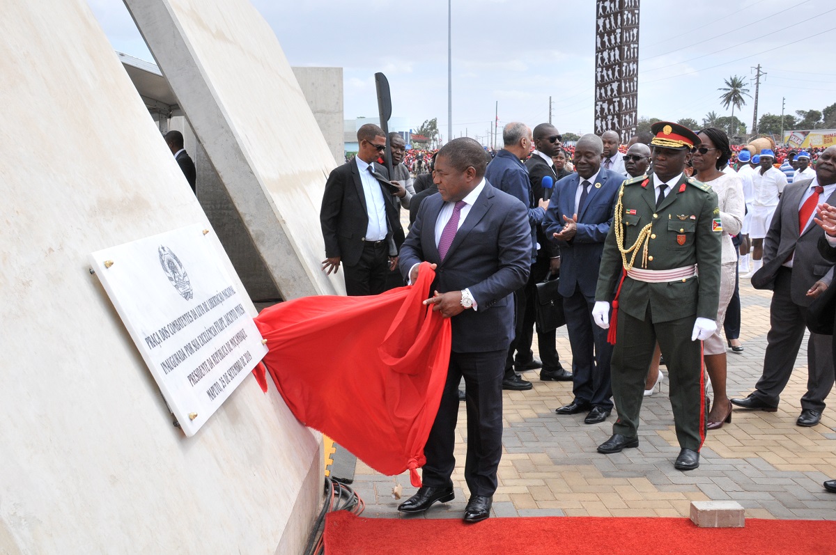 Presidente da República inaugura Monumento de Combatentes